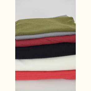 Stor stofpakke med ribstof