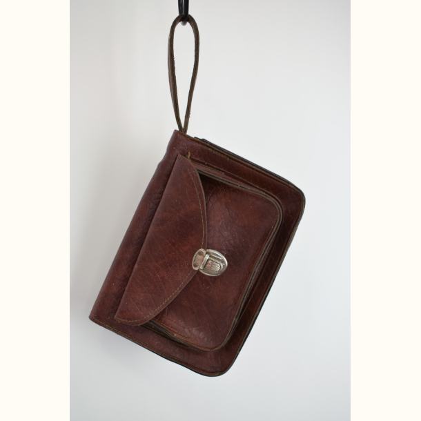 Vintage clutch