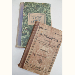 2 stk. gamle skoleb�ger