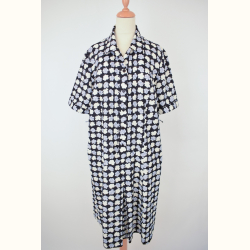 Str. 44/46 (XL)