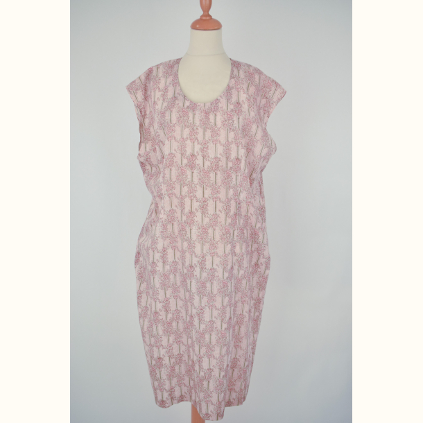 Str. 44 (XL)