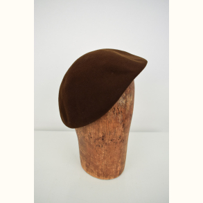 Vintage fascinator hat