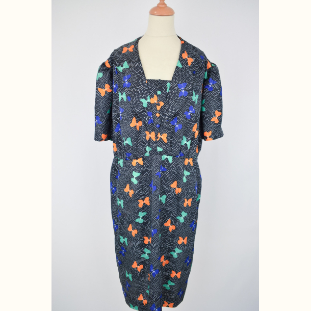 Str. 44 (XL)