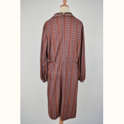 Str. 44 (XL)