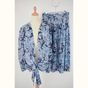 Str. 44(XL)