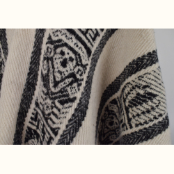Aztec uld poncho
