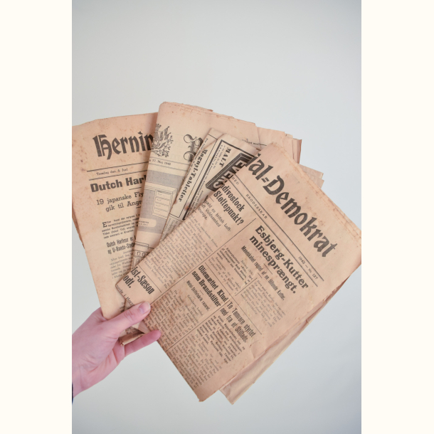 4 aviser fra 1942