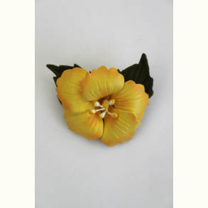 Vintage broche