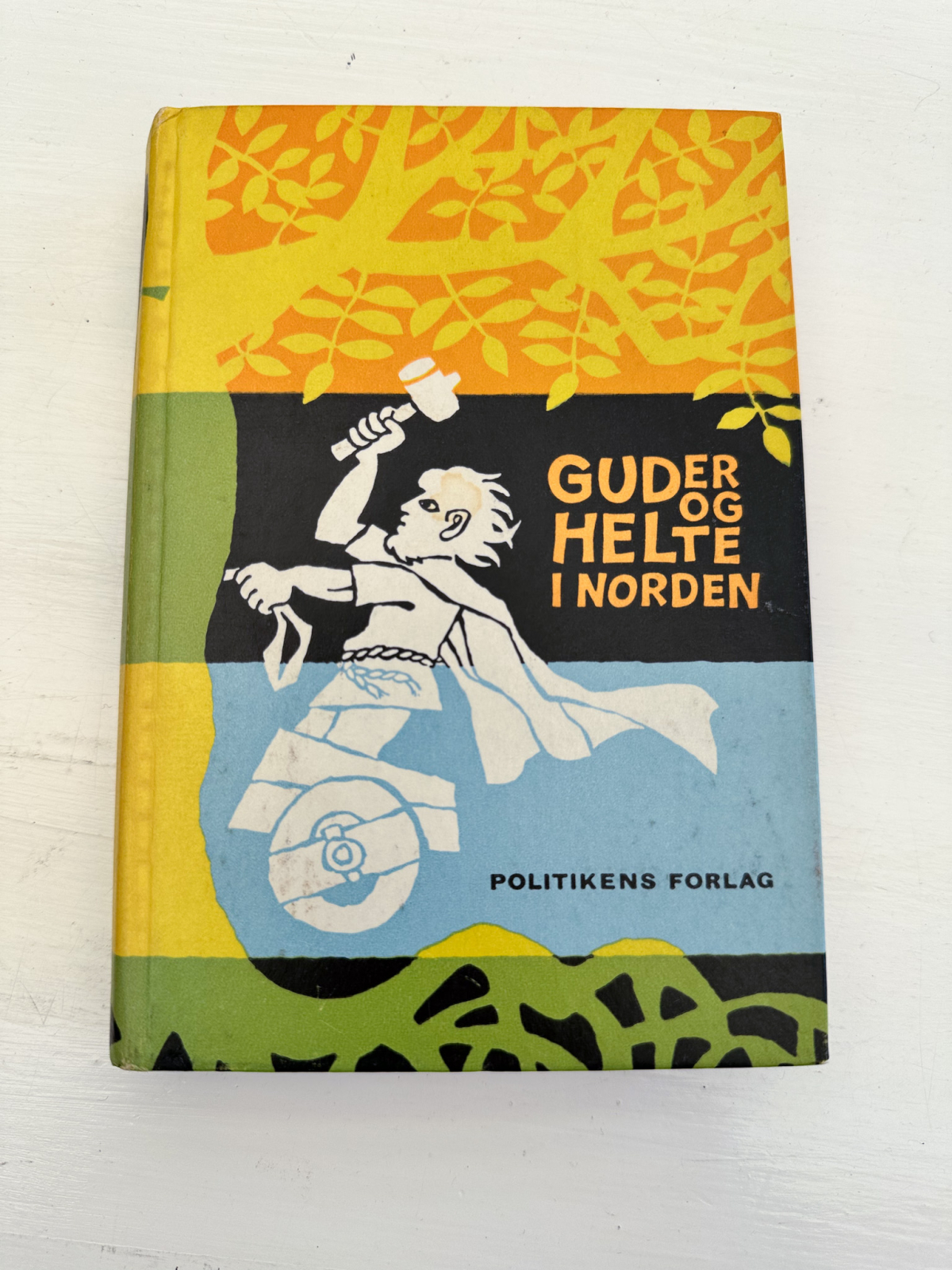Guder og helte i norden - Vintage bøger - MorfarsMoustache.dk