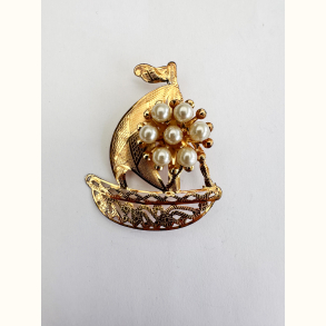 Fin broche