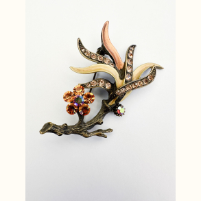 Vintage broche