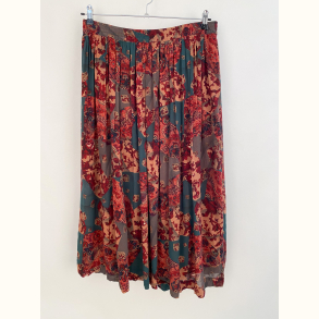 Str. 44 (XL)